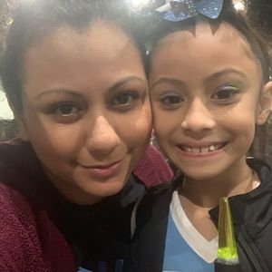 Meet your Posher, Connie